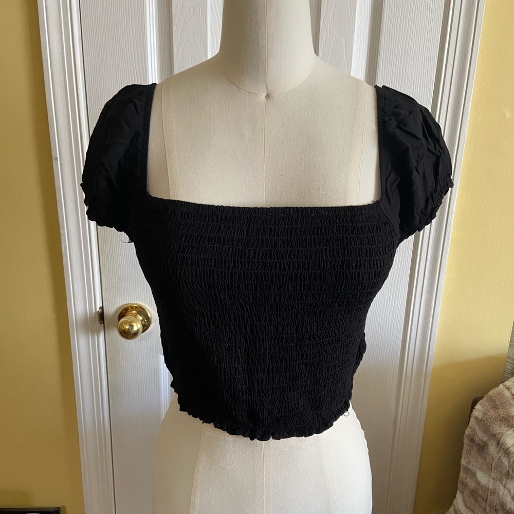 Forever 21 Black Puff Sleeve Crop Top